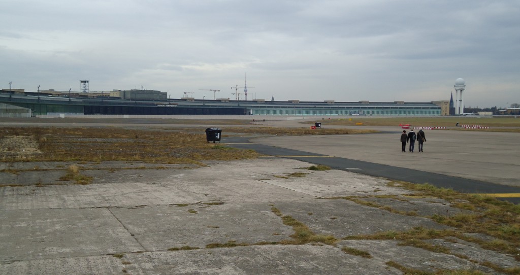 Tempelhof's Airport - Berlin - Photographes by Nicolas Godon